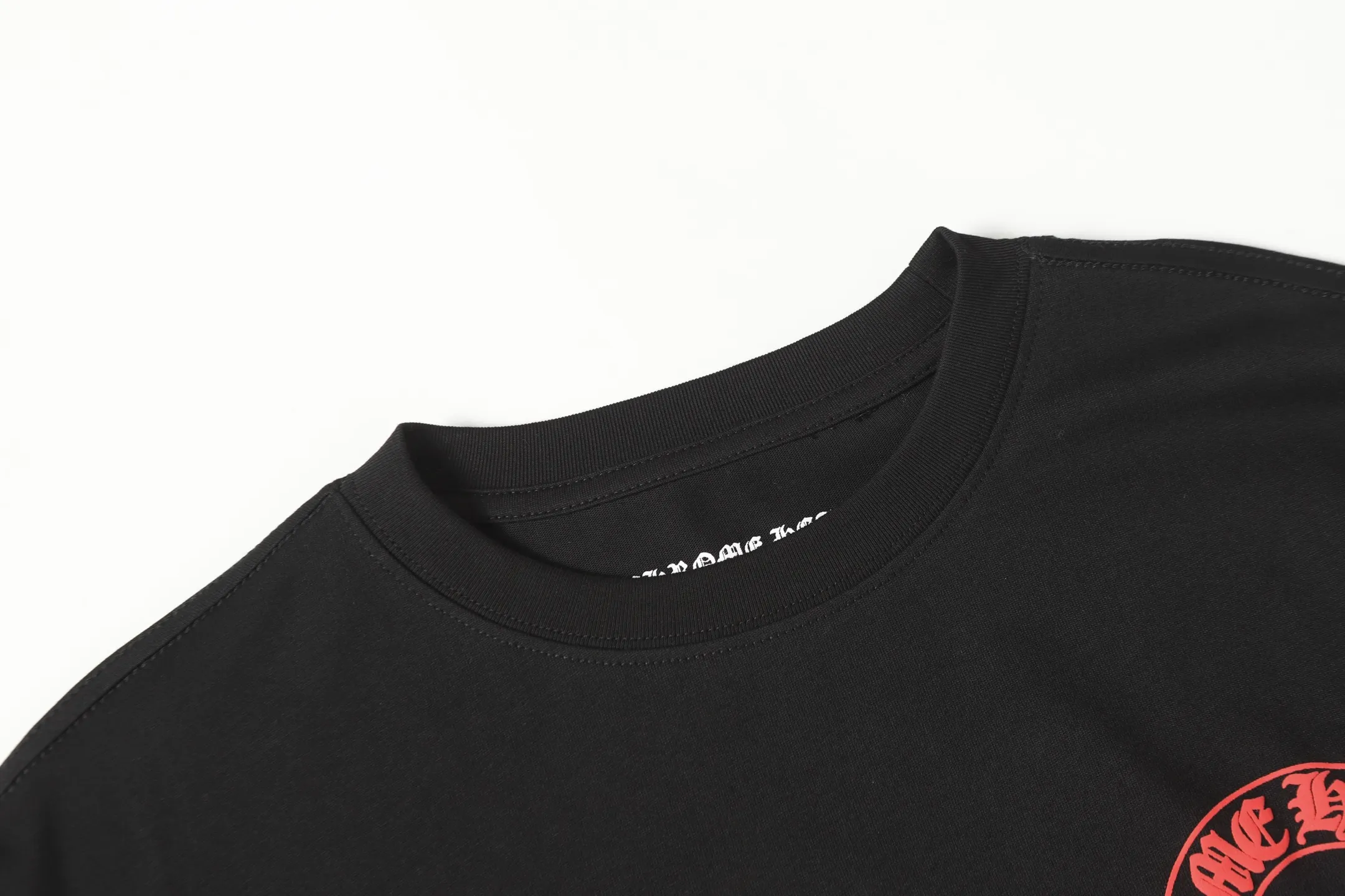 P160 Cross-border model. Those who pursue quality, please do not place an order. -Chrome Hearts/Chrome Heart Sanskrit Cross✝️Print popular long-sleeved T-shirt -High weight, high density and high quality. The wool is soft, delicate and skin-friendly. It feels soft and silky. It has excellent warmth and skin-friendly properties.
